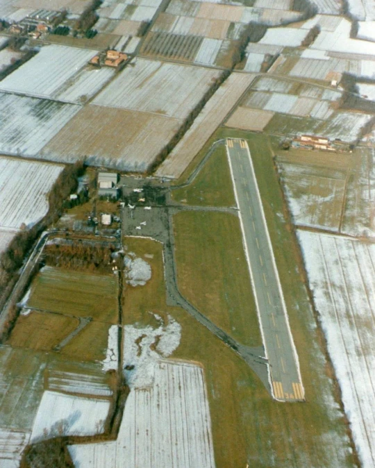 Aerial photo of the runway (1968)